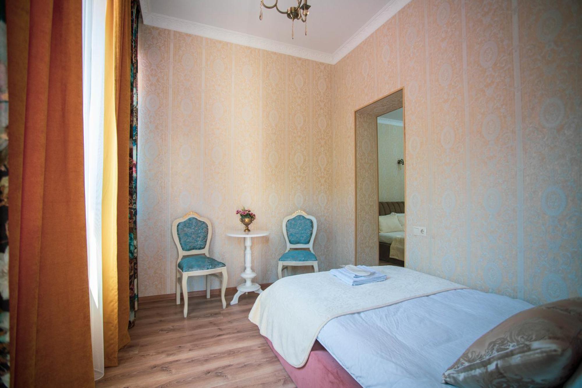Borjomi Classic Hotel Экстерьер фото