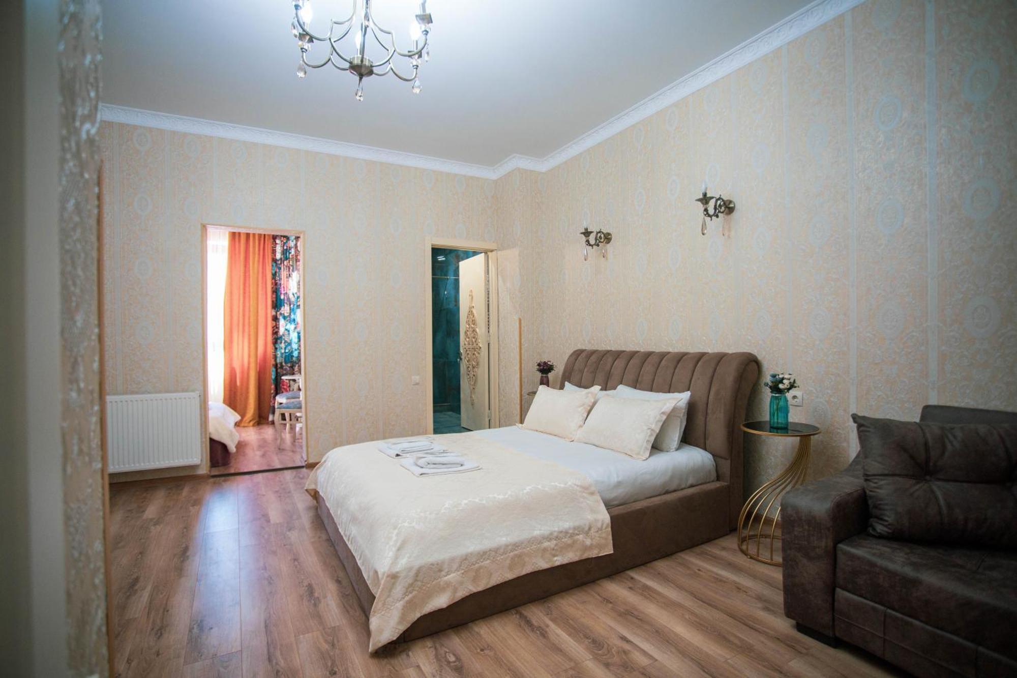 Borjomi Classic Hotel Экстерьер фото
