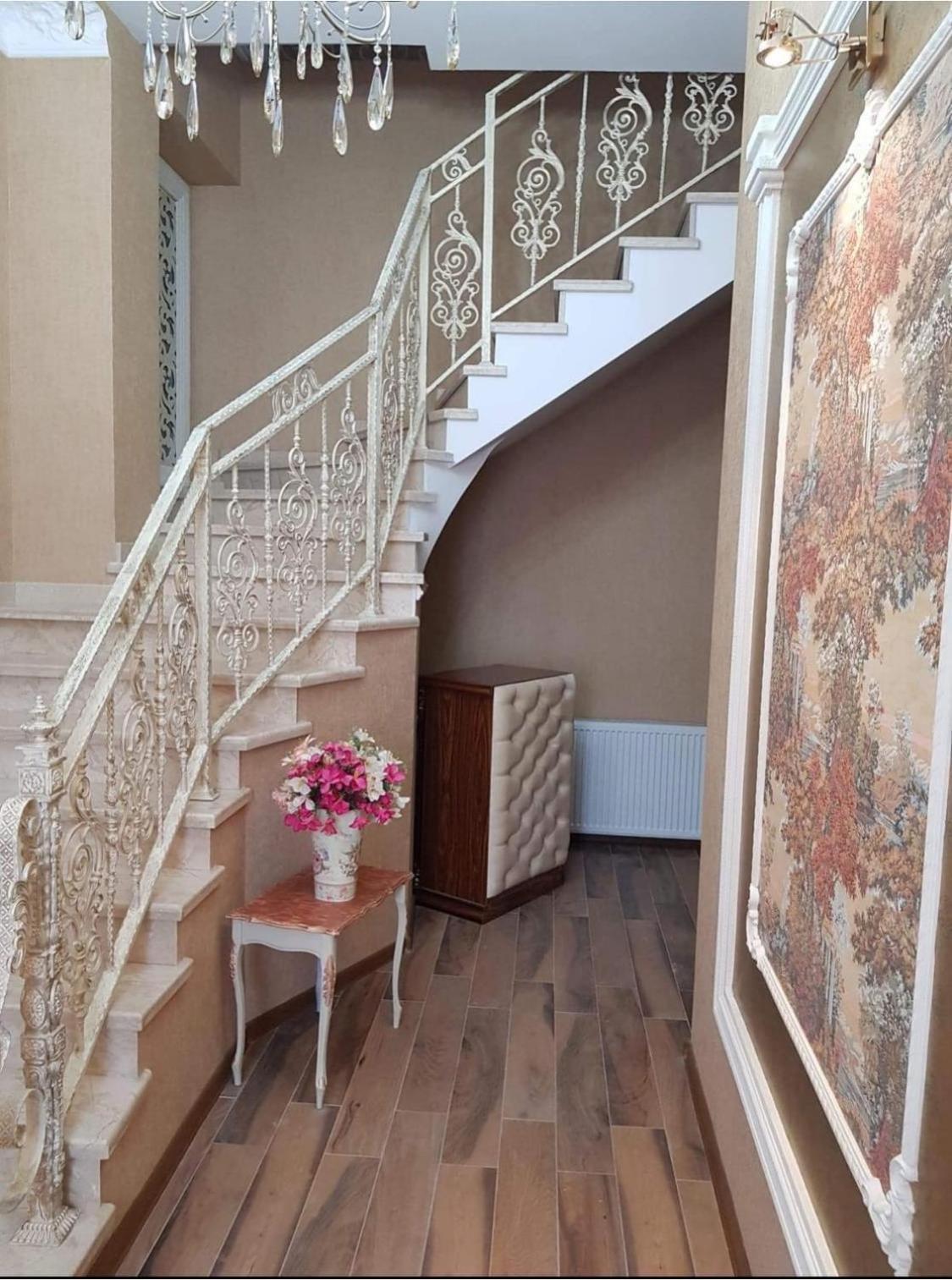 Borjomi Classic Hotel Экстерьер фото