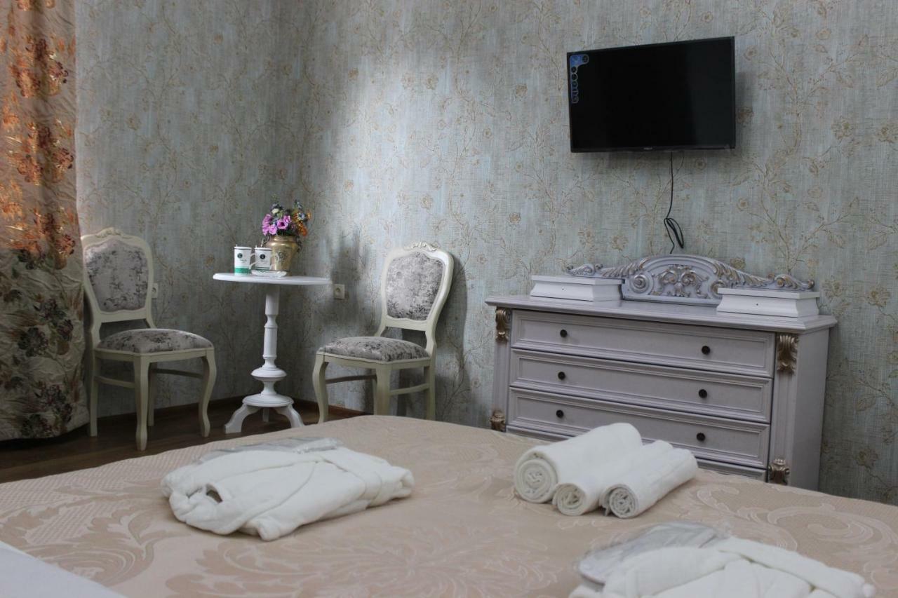 Borjomi Classic Hotel Экстерьер фото