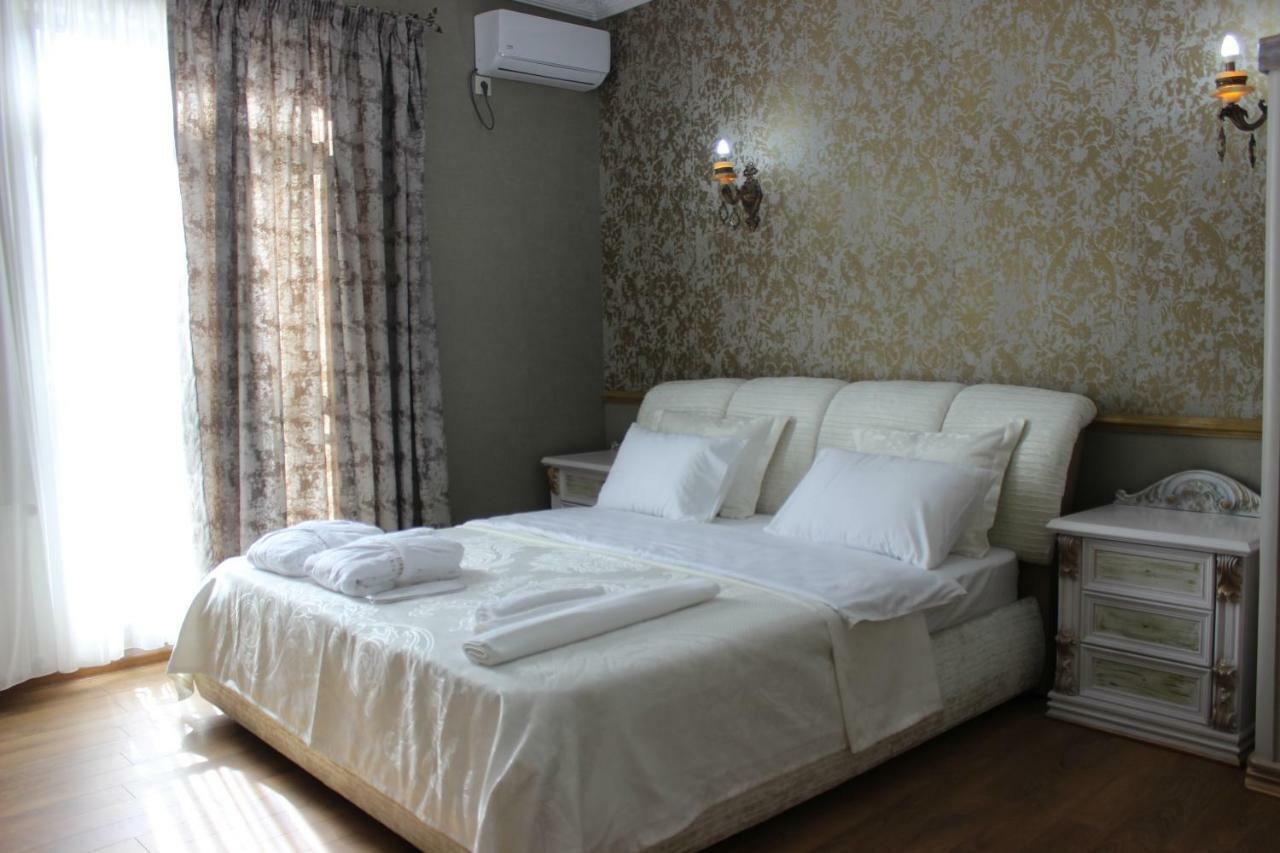 Borjomi Classic Hotel Экстерьер фото