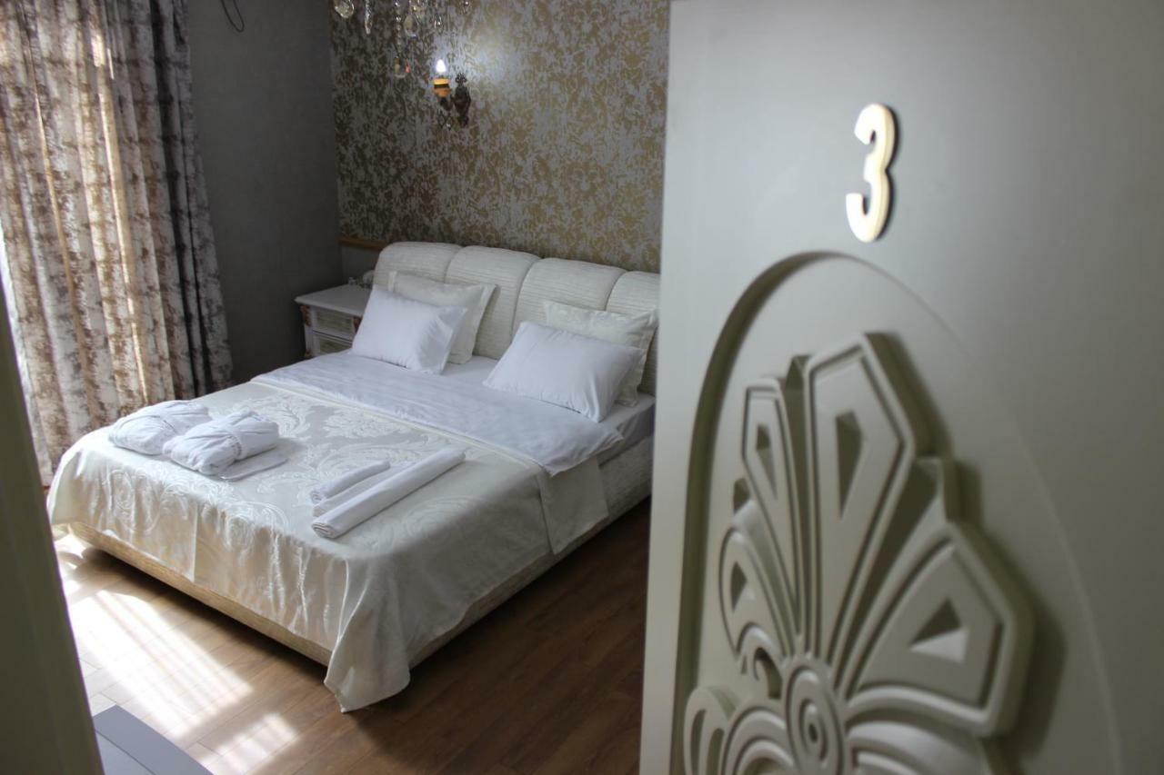 Borjomi Classic Hotel Экстерьер фото