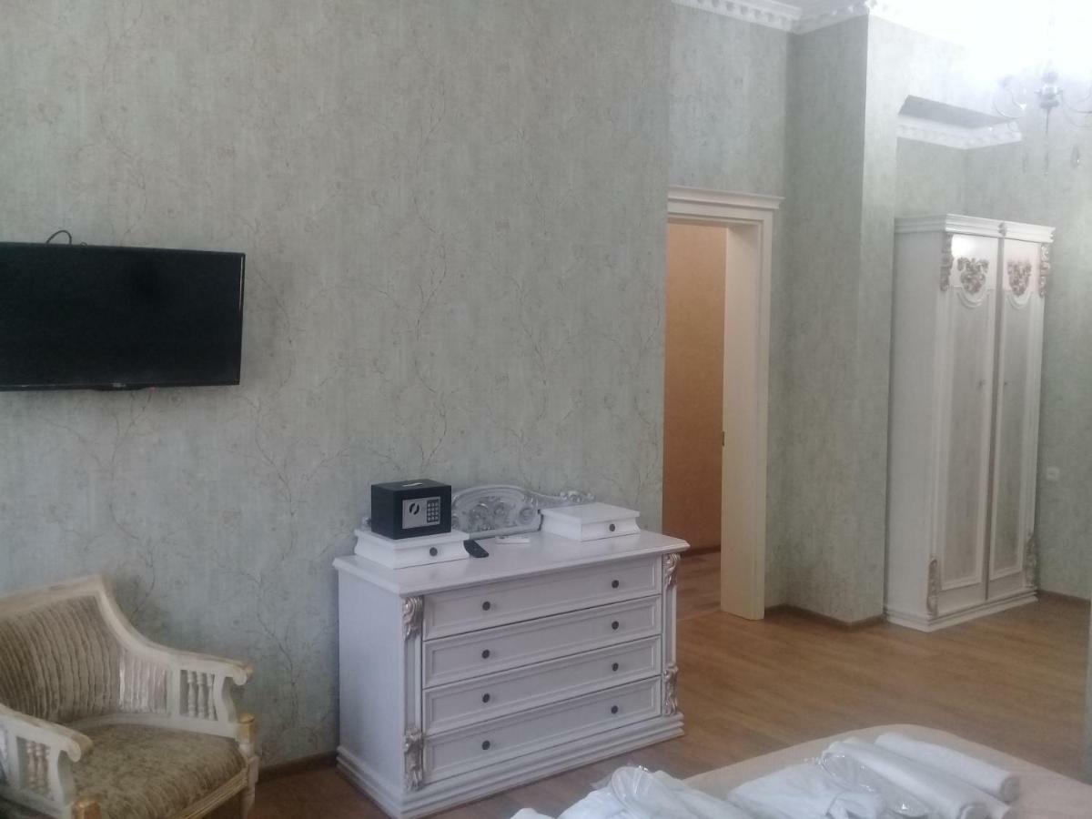 Borjomi Classic Hotel Экстерьер фото